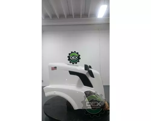 VOLVO VNL Hood