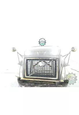 VOLVO VNL Hood