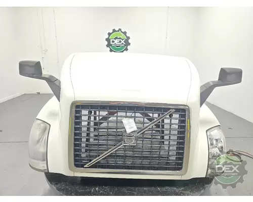 VOLVO VNL Hood