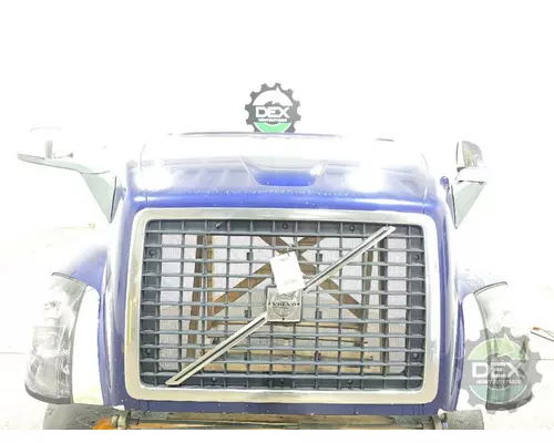 VOLVO VNL Hood