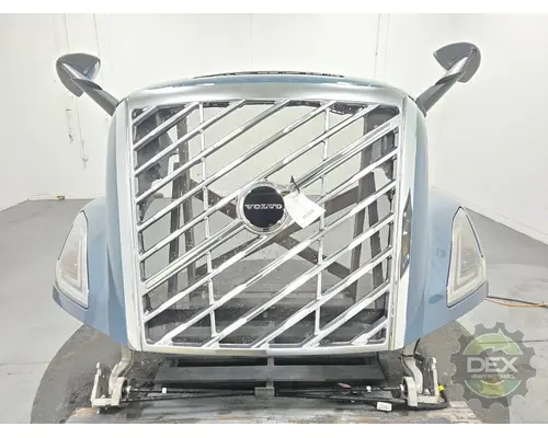 VOLVO VNL Hood