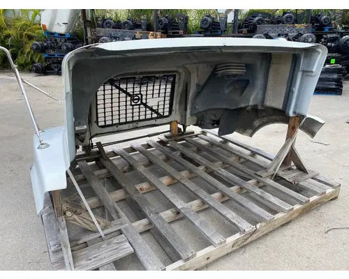 VOLVO VNL Hood