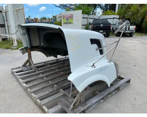 VOLVO VNL Hood