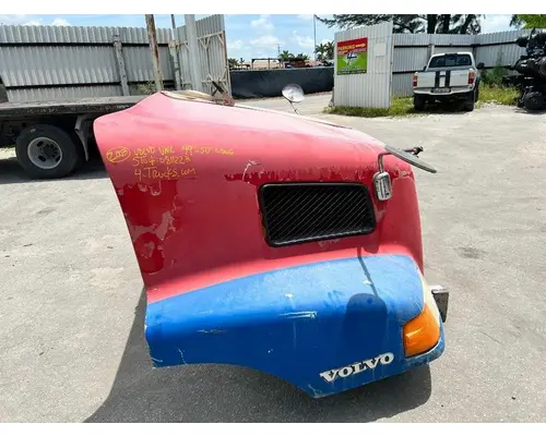 VOLVO VNL Hood