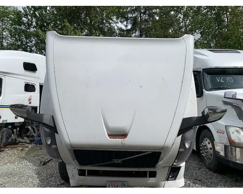 VOLVO VNL Hood