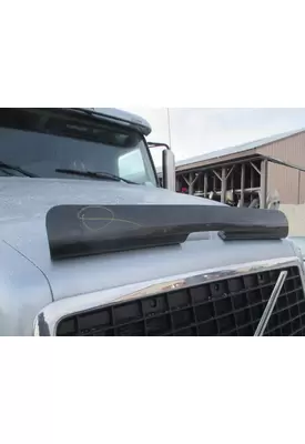 VOLVO VNL Hood