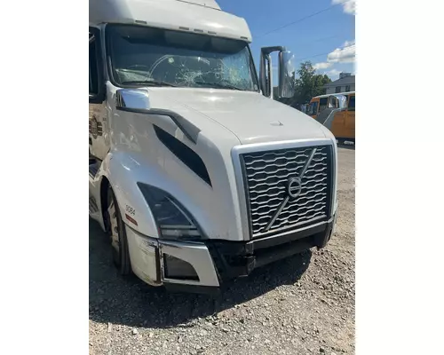 VOLVO VNL Hood