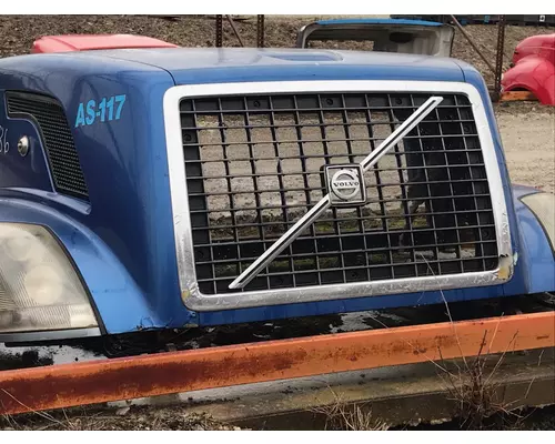 VOLVO VNL Hood