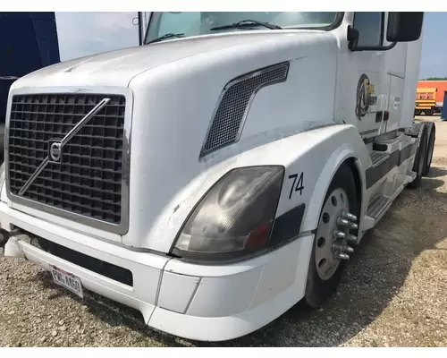 VOLVO VNL Hood