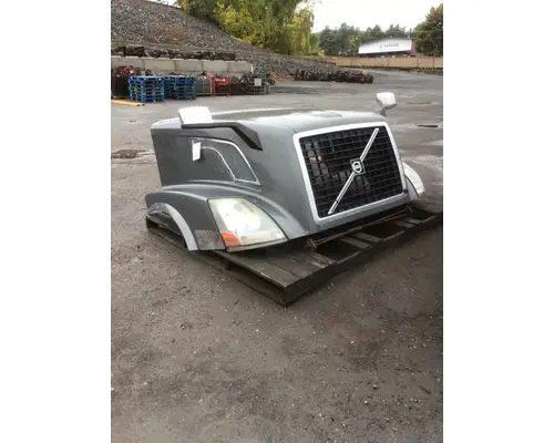 VOLVO VNL Hood