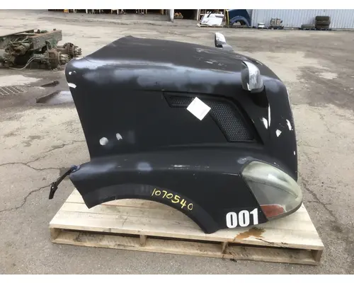 VOLVO VNL Hood