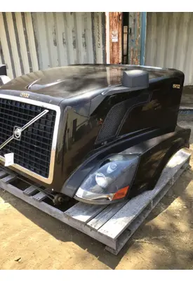 VOLVO VNL Hood