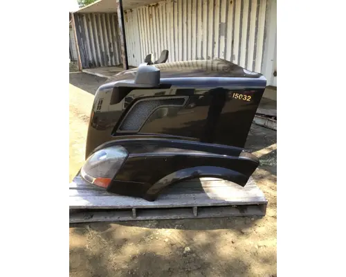 VOLVO VNL Hood