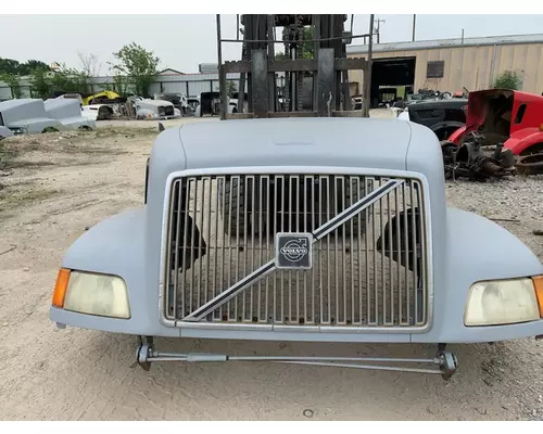 VOLVO VNL Hood