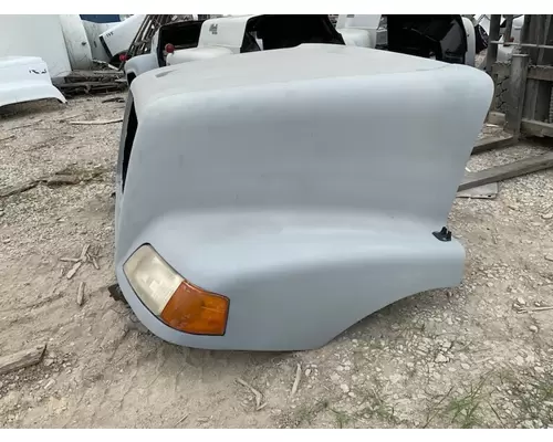 VOLVO VNL Hood