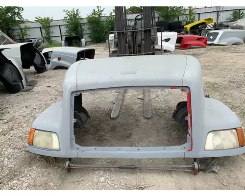 VOLVO VNL Hood