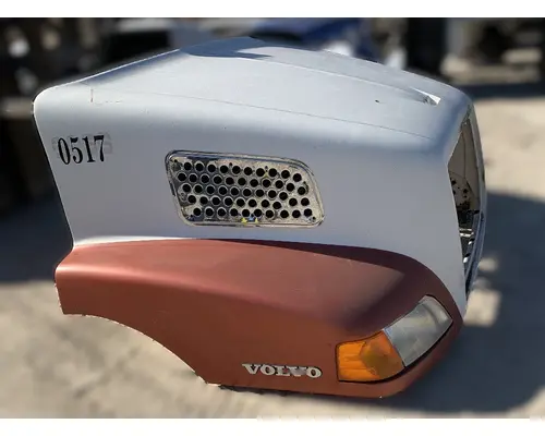 VOLVO VNL Hood