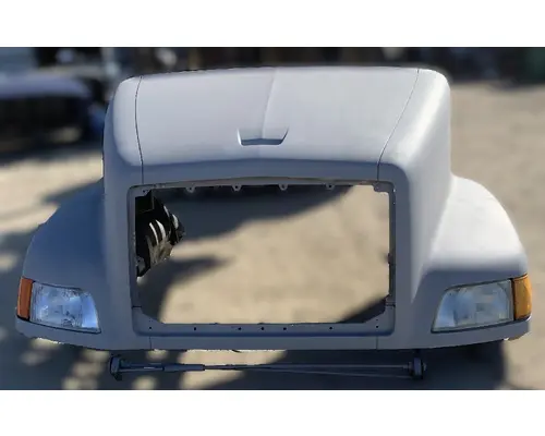VOLVO VNL Hood