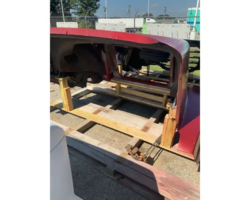 VOLVO VNL Hood