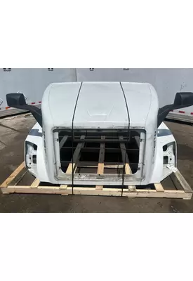 VOLVO VNL Hood