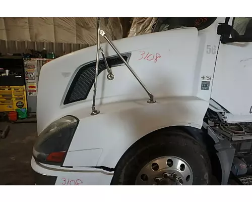 VOLVO VNL Hood