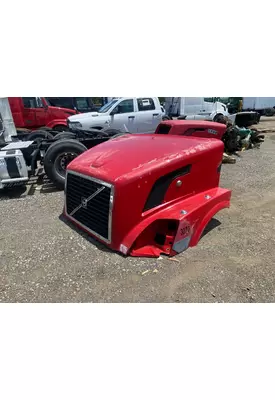 VOLVO VNL Hood