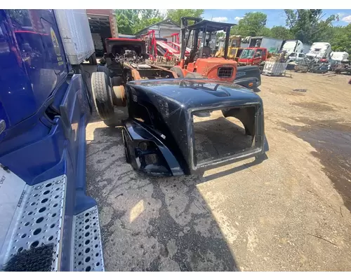 VOLVO VNL Hood