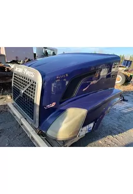 VOLVO VNL Hood