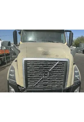 VOLVO VNL Hood