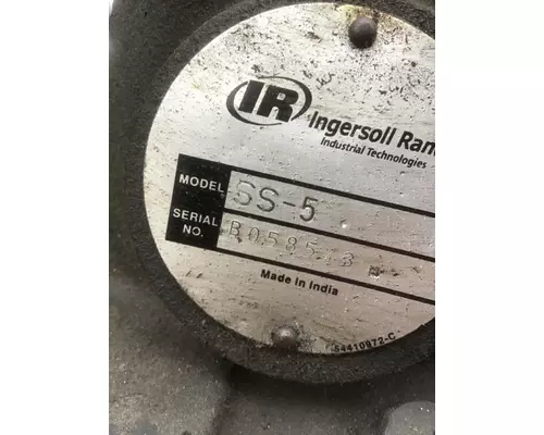 VOLVO VNL Hydraulic PistonCylinder