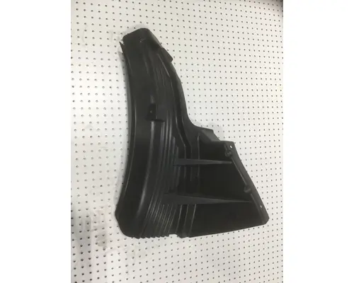 VOLVO VNL INNER FENDER
