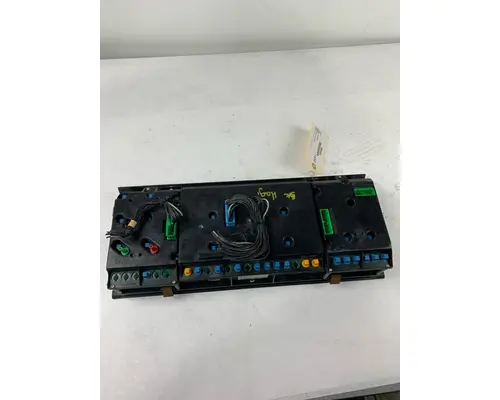 VOLVO VNL INSTRUMENT CLUSTER