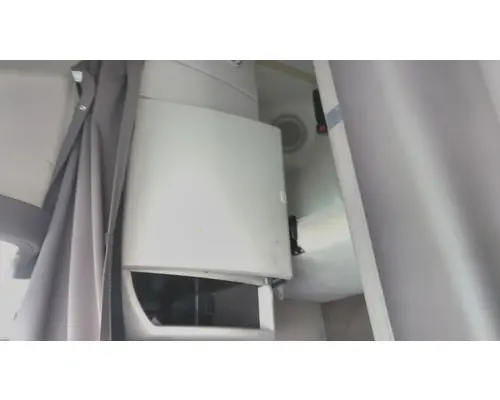 VOLVO VNL INTERIOR CABINET