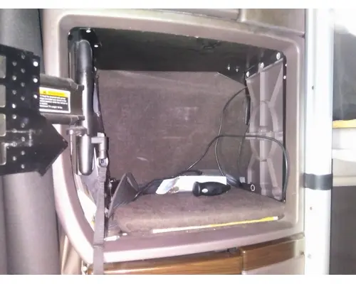 VOLVO VNL INTERIOR CABINET