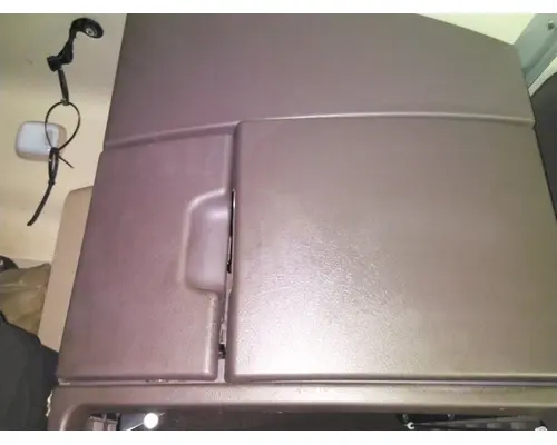 VOLVO VNL INTERIOR CABINET