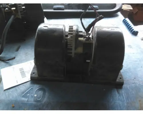 VOLVO VNL INTERIOR PARTS, MISC.