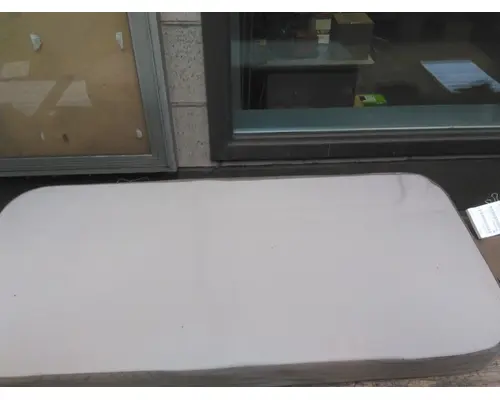 VOLVO VNL INTERIOR PARTS, MISC.