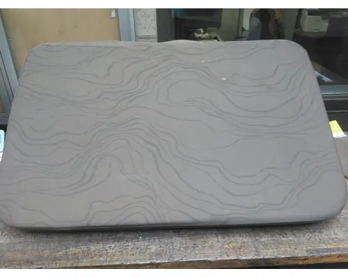 VOLVO VNL INTERIOR PARTS, MISC.