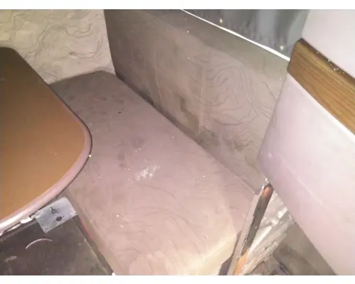 VOLVO VNL INTERIOR PARTS, MISC.