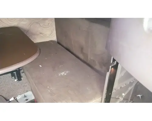 VOLVO VNL INTERIOR PARTS, MISC.