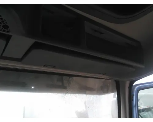 VOLVO VNL INTERIOR SUN VISOR