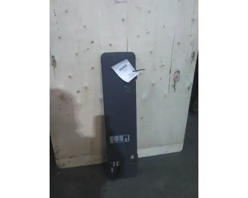 VOLVO VNL INTERIOR SUN VISOR