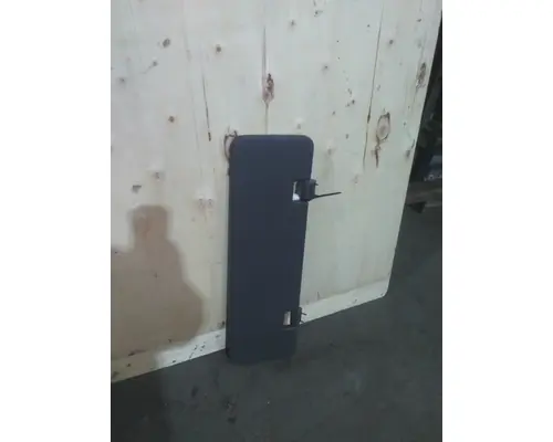 VOLVO VNL INTERIOR SUN VISOR