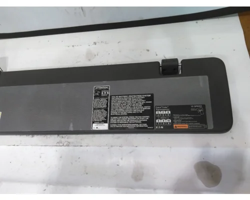 VOLVO VNL INTERIOR SUN VISOR