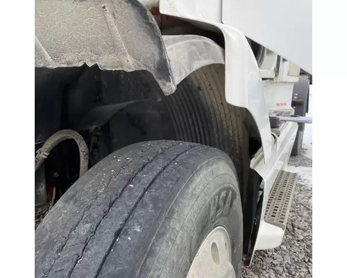 VOLVO VNL Inner Fender