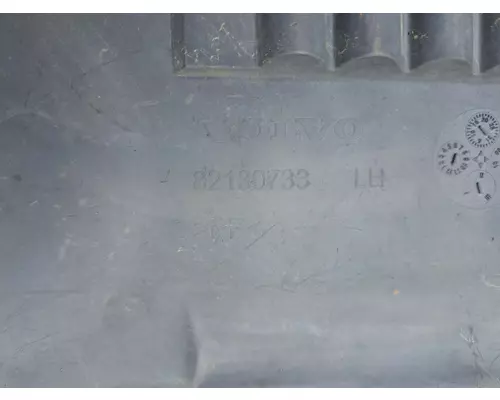 VOLVO VNL Inner Fender