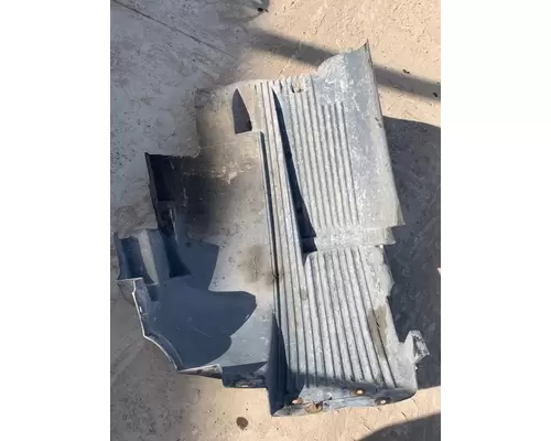VOLVO VNL Inner Fender