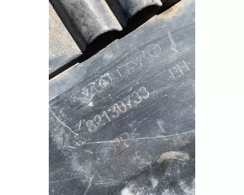 VOLVO VNL Inner Fender