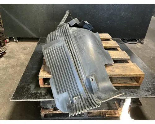 VOLVO VNL Inner Fender