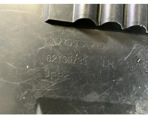 VOLVO VNL Inner Fender